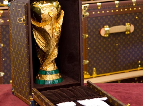 coveted-Louis-Vuitton-Case-for-Rugby-World-Cup-petanque-set - Covet Edition