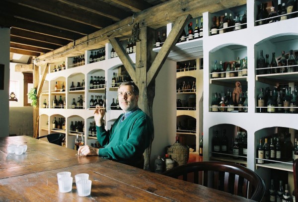 Bay van der Bunt is parting with his 5,000 bottles of rare, old liquor after building up the largest private collection in the world.