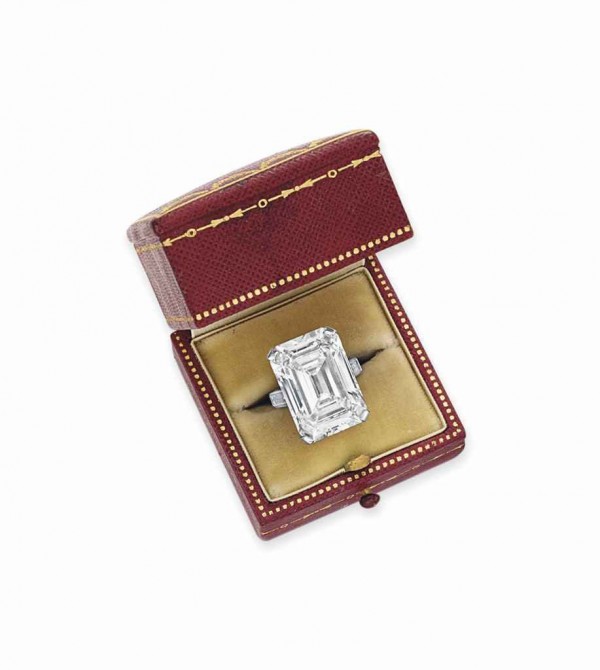 Cartier diamond ring, weighing approximately 19.86-carats