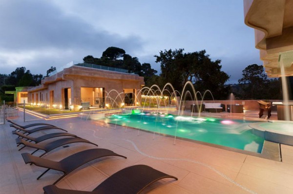 Rihanna's New $12 Million Pacific Palisades Mansion