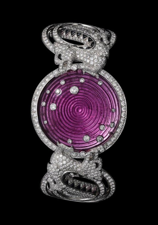 Renowned French brand, Cartier, has presented a new collection of luxury jewelry