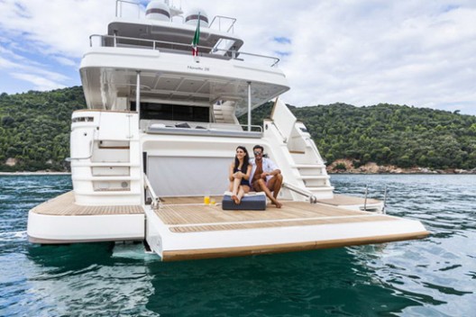 Luxury Navetta 28 Yacht By Ferretti