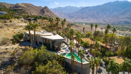 Boat House, Palm Springs On Sale For $1.95 Million
