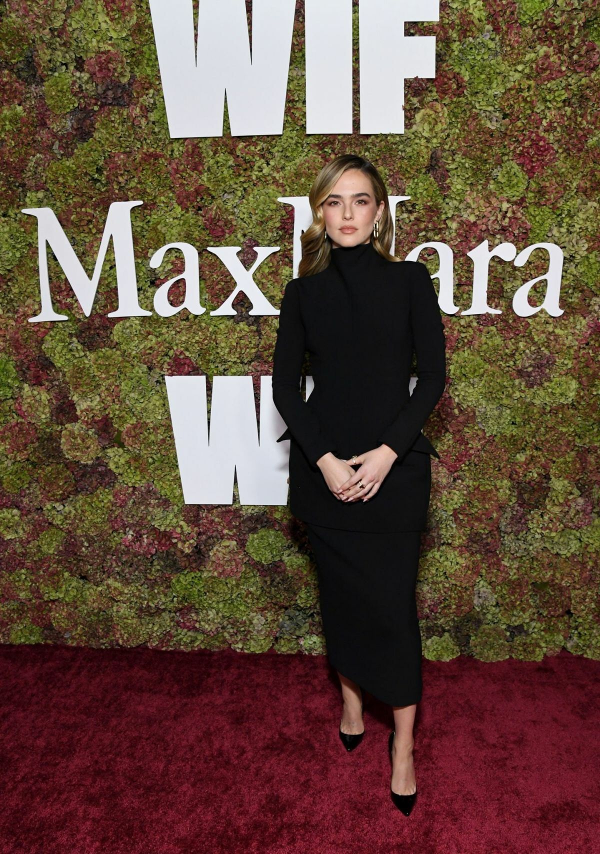 Zoey Deutch – Max Mara WIF Face of Future Cocktail – eXtravaganzi